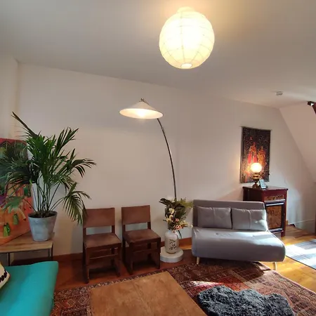 Authentic House 2 Maisons 1 Ideale Pour Groupes, Capacite 30 Personnes Casa de Férias *
