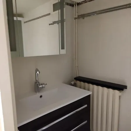 Authentic House 2 Maisons 1 Ideale Pour Groupes, Capacite 30 Personnes Париж