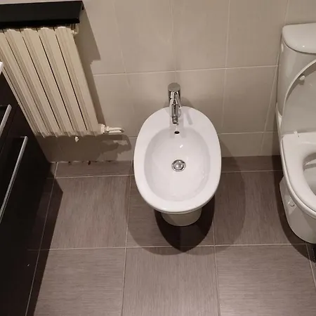 Authentic House 2 Maisons 1 Ideale Pour Groupes, Capacite 30 Personnes *