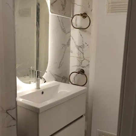 Authentic House 2 Maisons 1 Ideale Pour Groupes, Capacite 30 Personnes