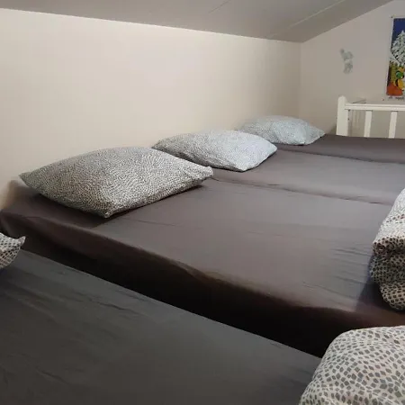 Authentic House 2 Maisons 1 Ideale Pour Groupes, Capacite 30 Personnes Париж