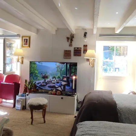 Authentic House 2 Maisons 1 Ideale Pour Groupes, Capacite 30 Personnes Париж