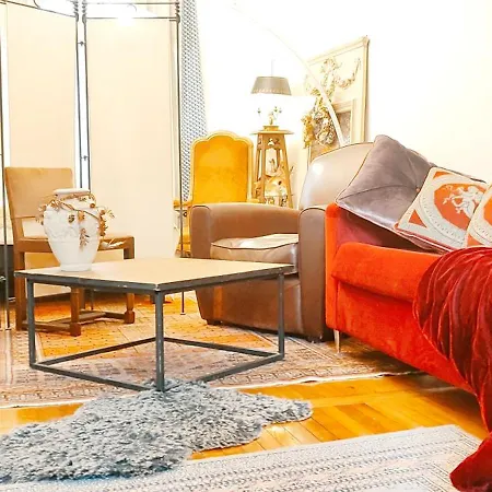 Authentic House Metro 7 Pierre Et Marie Curie * 파리