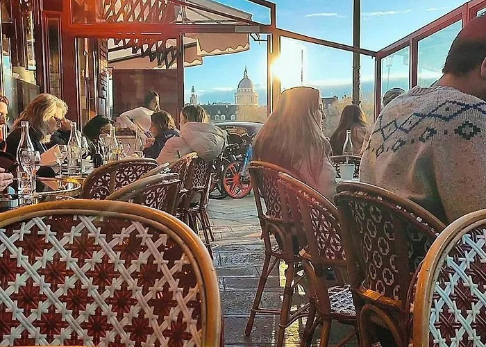 Authentic House 2 Maisons 1 Ideale Pour Groupes, Capacite 30 Personnes * パリ