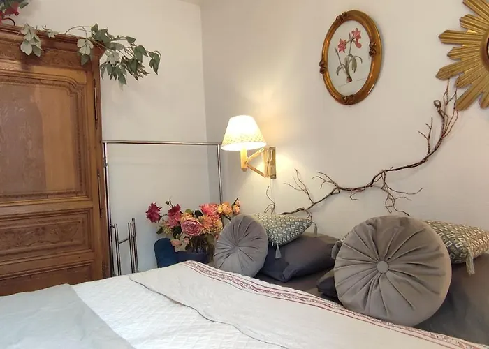 Authentic House 2 Maisons 1 Ideale Pour Groupes, Capacite 30 Personnes 別荘 *