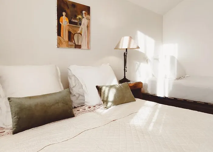 別荘 Authentic House 2 Maisons 1 Ideale Pour Groupes, Capacite 30 Personnes パリ