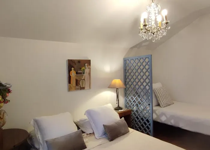 Authentic House Metro 7 Pierre Et Marie Curie Dom wakacyjny